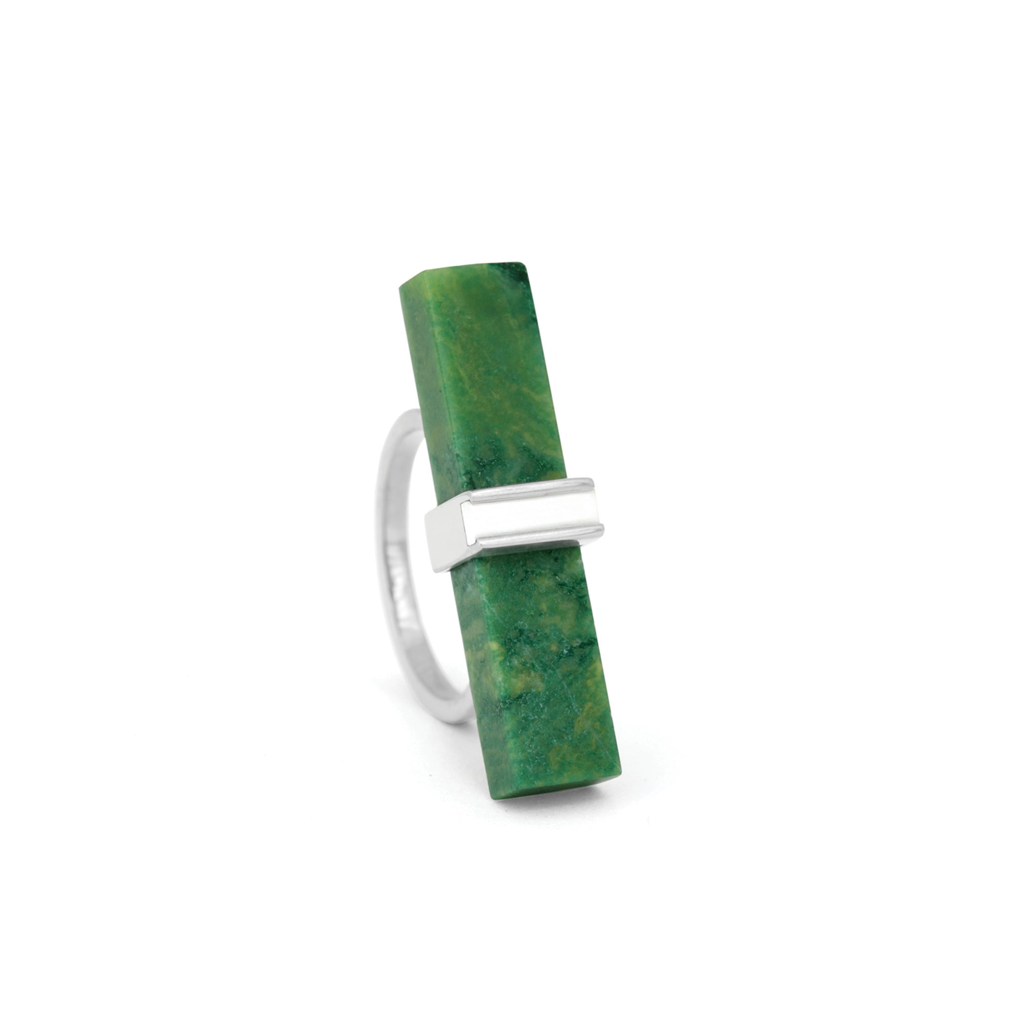 Bague Noeud en or blanc verdite et agate cacholong